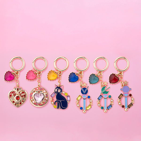 バッグチャーム プリズムハートコンパクト: 全商品｜Sailor Moon store